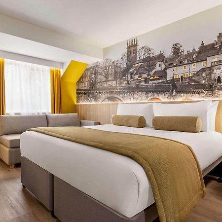 Super 8 By Wyndham Chester East Dış mekan fotoğraf